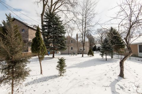 Tiny photo for 6908 N Mendota Avenue, Chicago, IL 60646 (MLS # 12556613)