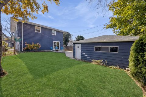 Tiny photo for 602 Prairie Avenue, Downers Grove, IL 60515 (MLS # 12572922)