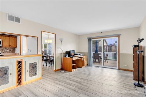 Tiny photo for 111 Brookside Drive, Glendale Heights, IL 60139 (MLS # 12624628)