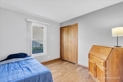 Tiny photo for 111 Brookside Drive, Glendale Heights, IL 60139 (MLS # 12624628)
