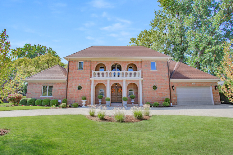 900 N Prospect Avenue