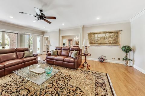 Tiny photo for 900 N Prospect Avenue, Park Ridge, IL 60068 (MLS # 12474739)