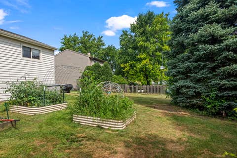 Tiny photo for 1833 S Lincoln Street, Lombard, IL 60148 (MLS # 12713830)
