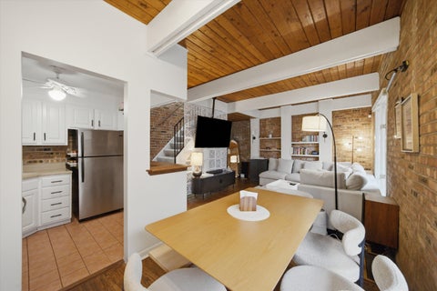 Tiny photo for 1853 N Cleveland Avenue #H, Chicago, IL 60614 (MLS # 12774571)