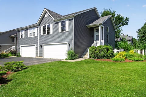 Tiny photo for 440 Newport Circle, Oswego, IL 60543 (MLS # 12706613)