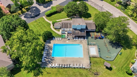 Tiny photo for 1952 N Hidden Creek Circle #7, Palatine, IL 60074 (MLS # 12791133)