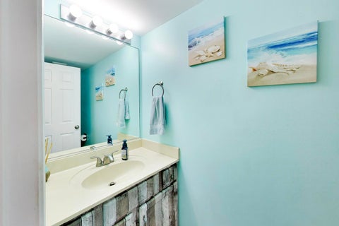 Tiny photo for 4840 Bordeaux Drive, Lake In The Hills, IL 60156 (MLS # 12679463)