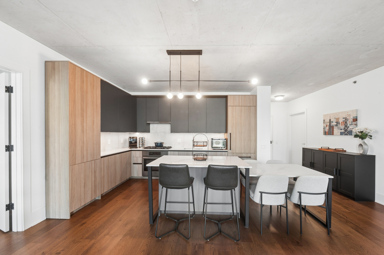 234 W Polk Street 2504