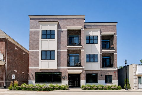Photo of 514 Hillgrove Avenue #303, Western Springs, IL 60558 (MLS # 12692702)