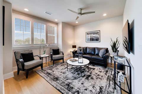 Tiny photo for 514 Hillgrove Avenue #303, Western Springs, IL 60558 (MLS # 12692702)