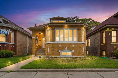 Tiny photo for 8446 S MARSHFIELD Avenue, Chicago, IL 60620 (MLS # 12728073)