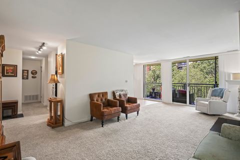 Tiny photo for 6000 Oakwood Drive #3H, Lisle, IL 60532 (MLS # 12646397)
