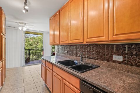 Tiny photo for 6000 Oakwood Drive #3H, Lisle, IL 60532 (MLS # 12646397)