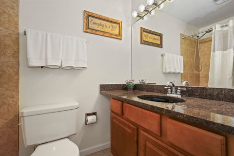 Tiny photo for 6000 Oakwood Drive #3H, Lisle, IL 60532 (MLS # 12646397)