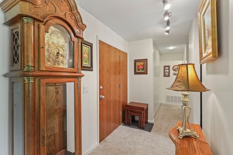 Tiny photo for 6000 Oakwood Drive #3H, Lisle, IL 60532 (MLS # 12646397)