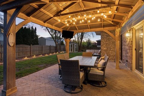 Tiny photo for 534 Summit Drive, Schaumburg, IL 60193 (MLS # 12630333)