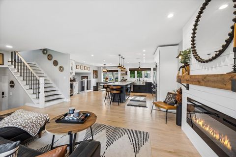 Tiny photo for 534 Summit Drive, Schaumburg, IL 60193 (MLS # 12630333)