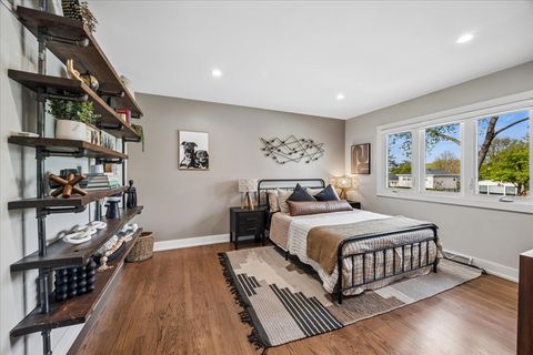 Tiny photo for 534 Summit Drive, Schaumburg, IL 60193 (MLS # 12630333)
