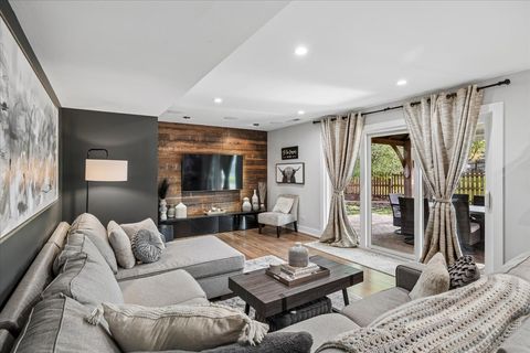Tiny photo for 534 Summit Drive, Schaumburg, IL 60193 (MLS # 12630333)