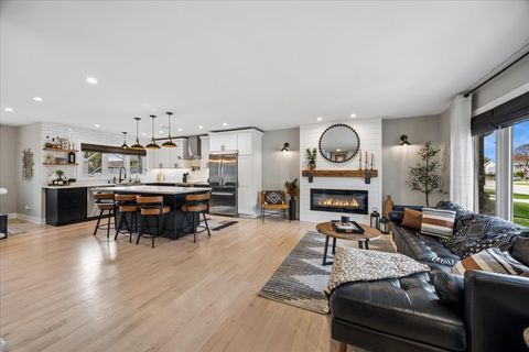 Tiny photo for 534 Summit Drive, Schaumburg, IL 60193 (MLS # 12630333)