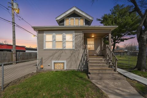 Photo of 742 W 117th Street, Chicago, IL 60628 (MLS # 12605622)