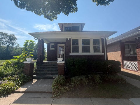 Photo of 39 W 113th Place, Chicago, IL 60628 (MLS # 12748430)
