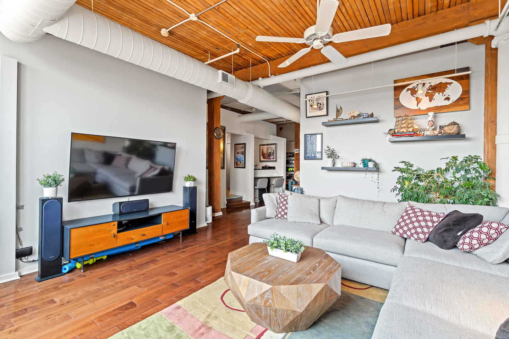 1725 W North Avenue 404