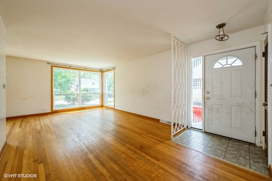 9011 Menard Avenue