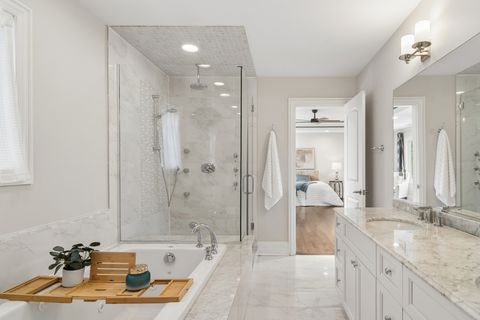 Tiny photo for 824 N Ridge Avenue, Arlington Heights, IL 60004 (MLS # 12681366)