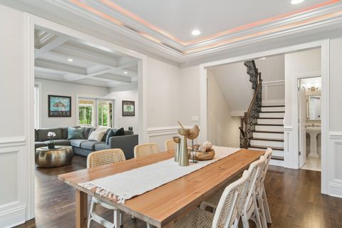 Tiny photo for 824 N Ridge Avenue, Arlington Heights, IL 60004 (MLS # 12681366)
