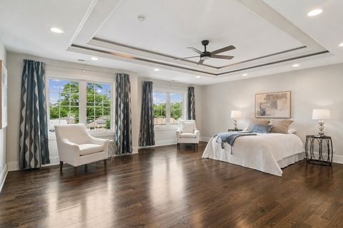 Tiny photo for 824 N Ridge Avenue, Arlington Heights, IL 60004 (MLS # 12681366)