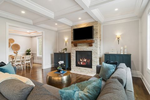 Tiny photo for 824 N Ridge Avenue, Arlington Heights, IL 60004 (MLS # 12681366)