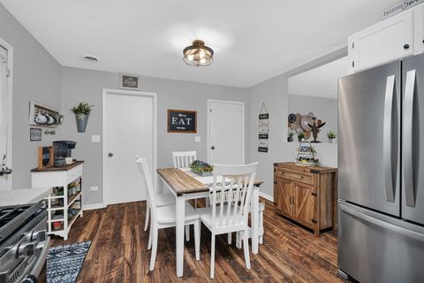 Tiny photo for 323 Fairfax Avenue, Romeoville, IL 60446 (MLS # 12551907)