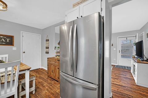 Tiny photo for 323 Fairfax Avenue, Romeoville, IL 60446 (MLS # 12551907)