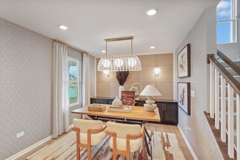 Tiny photo for 876 Fair Meadow Court, North Aurora, IL 60542 (MLS # 12455980)