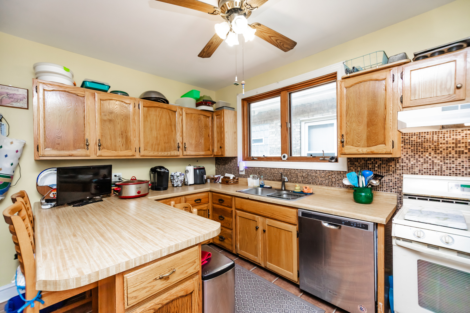 2623 N 77th Court