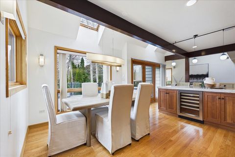 Tiny photo for 131 W Everett Road, Lake Forest, IL 60045 (MLS # 12601030)