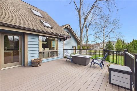 Tiny photo for 131 W Everett Road, Lake Forest, IL 60045 (MLS # 12601030)