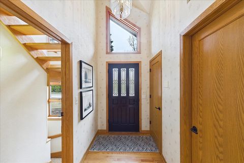 Tiny photo for 131 W Everett Road, Lake Forest, IL 60045 (MLS # 12601030)