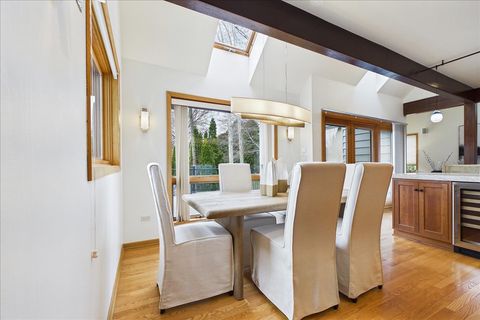 Tiny photo for 131 W Everett Road, Lake Forest, IL 60045 (MLS # 12601030)