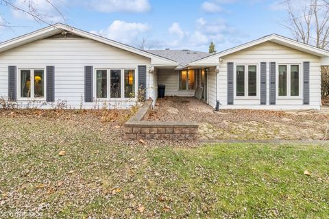 A home in Glen Ellyn