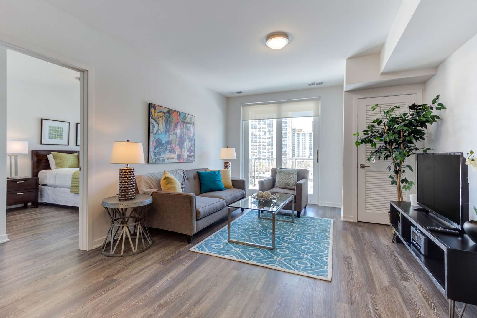 1325 N Wells Street 709