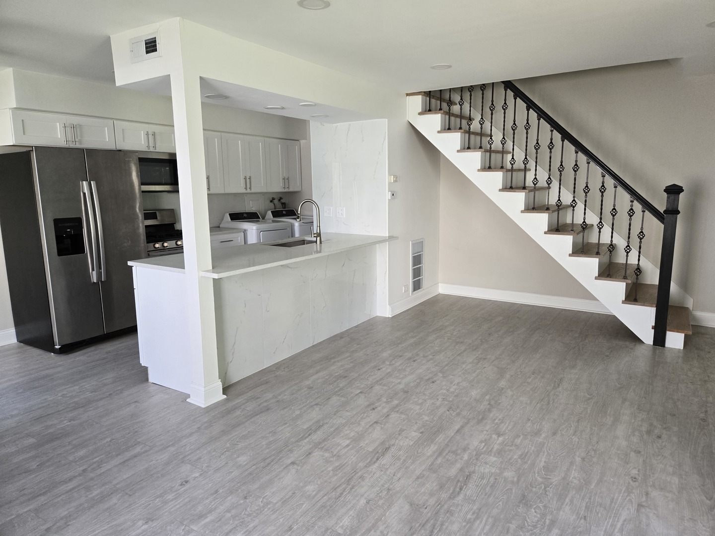 1491 Quaker Lane 116B