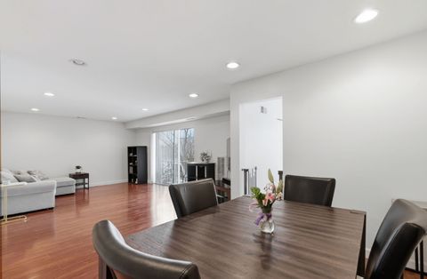 Tiny photo for 263 S Clubhouse Drive #205, Palatine, IL 60067 (MLS # 12575089)