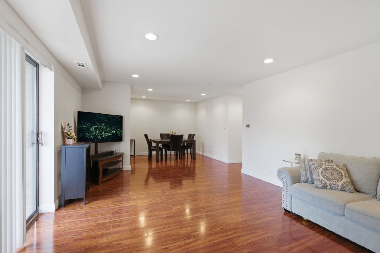 263 S Clubhouse Drive 205