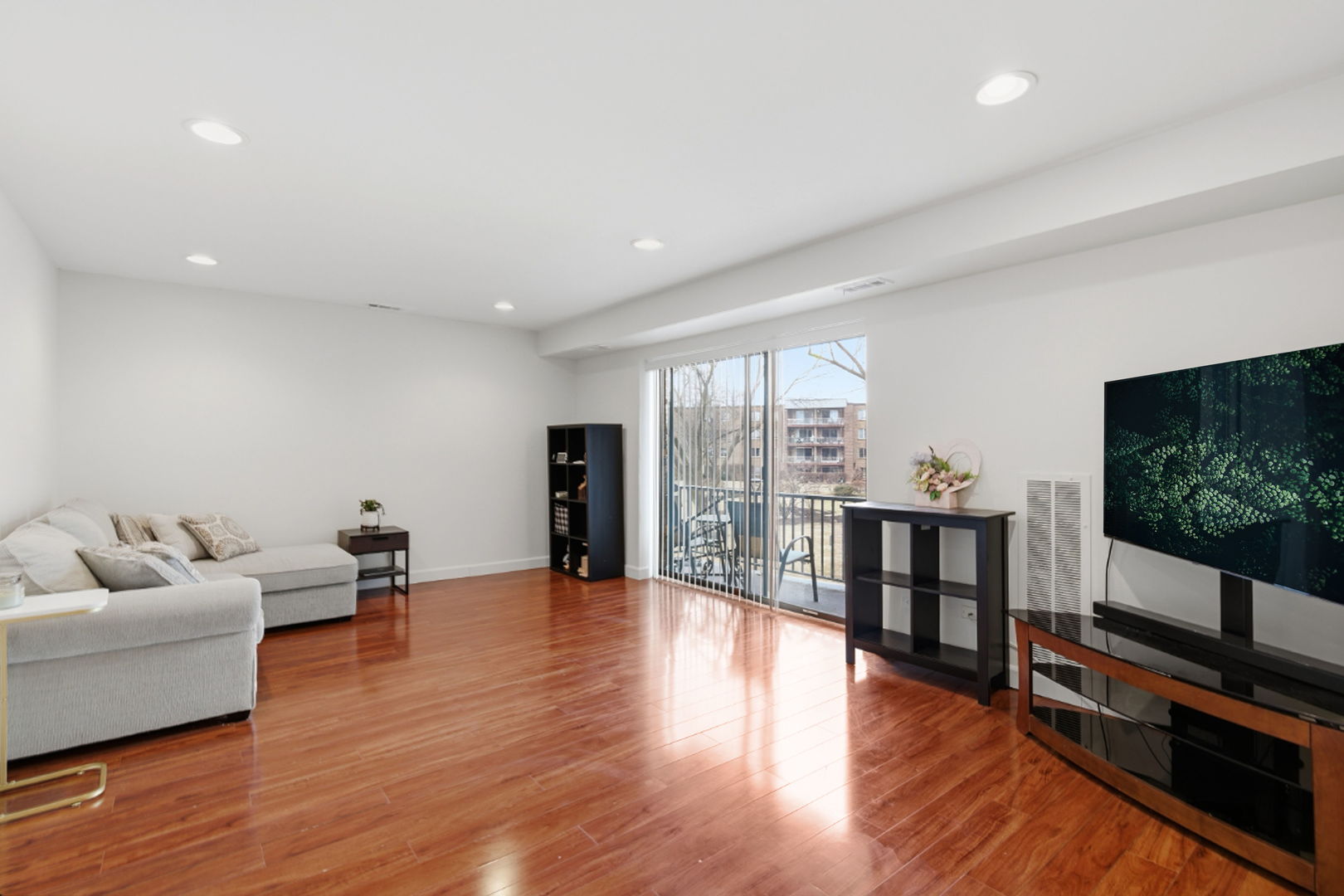 263 S Clubhouse Drive 205