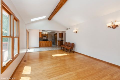 Tiny photo for 8885 Dryden Street, Woodridge, IL 60517 (MLS # 12598240)