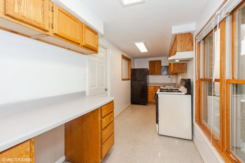 Tiny photo for 8885 Dryden Street, Woodridge, IL 60517 (MLS # 12598240)