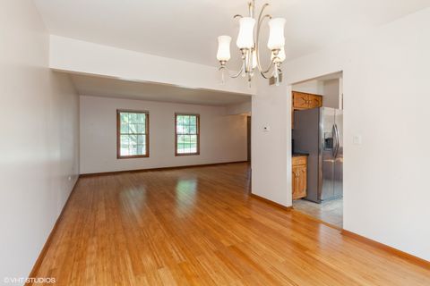 Tiny photo for 8885 Dryden Street, Woodridge, IL 60517 (MLS # 12598240)