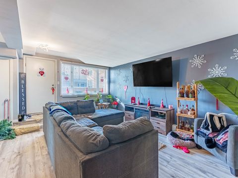 Tiny photo for 6337 Roosevelt Road #309, Berwyn, IL 60402 (MLS # 12613982)